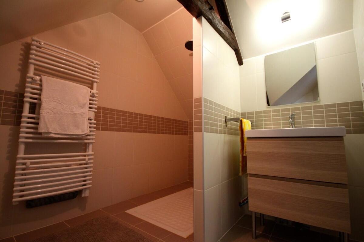 Maison De Vacances A Lissac-Sur-Couze Екстер'єр фото
