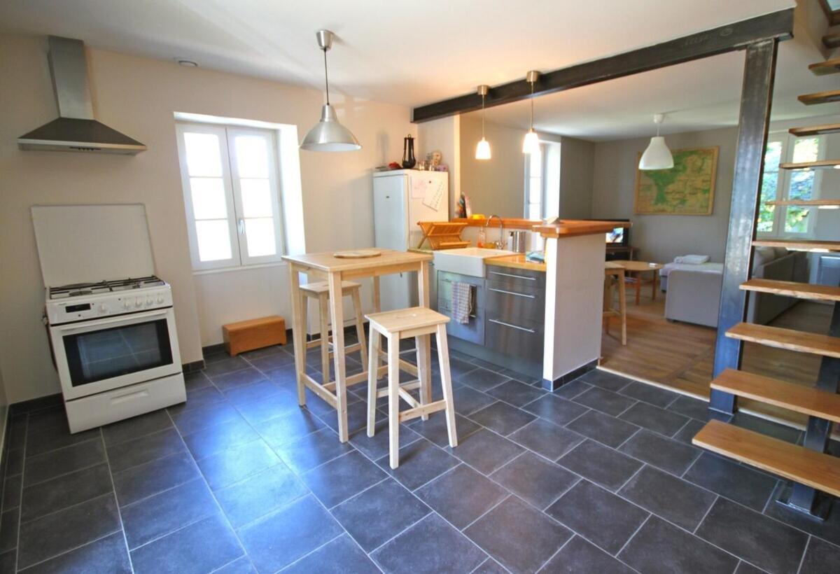 Maison De Vacances A Lissac-Sur-Couze Екстер'єр фото