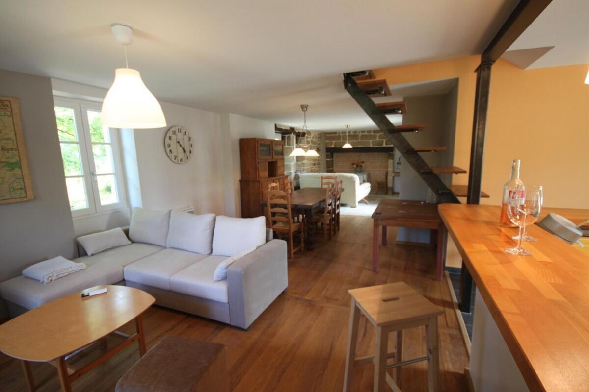 Maison De Vacances A Lissac-Sur-Couze Екстер'єр фото